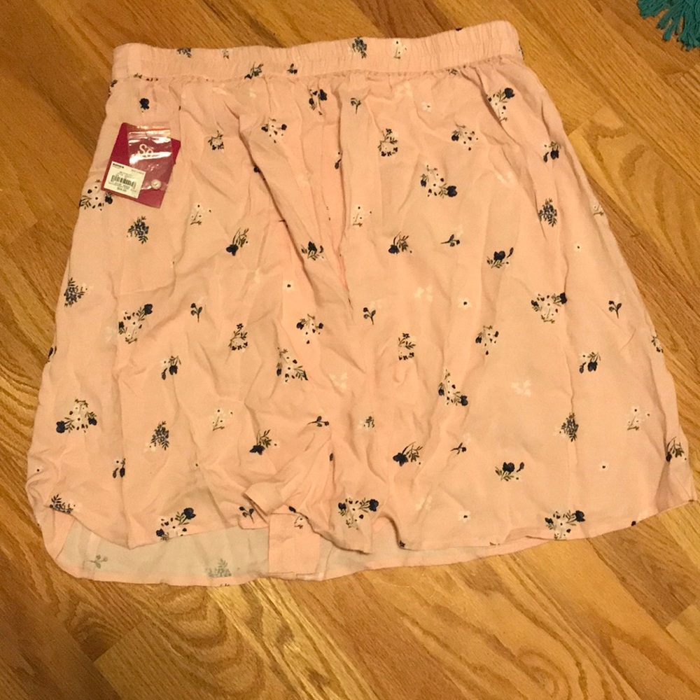 Pink Floral Skirt - Picture 5 of 5